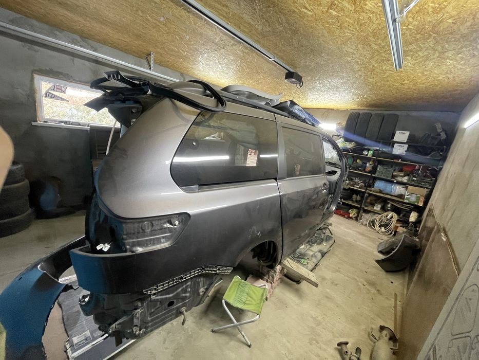 Тайота. Сиенна