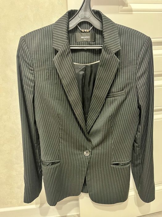 Продам одежду, пиджаки