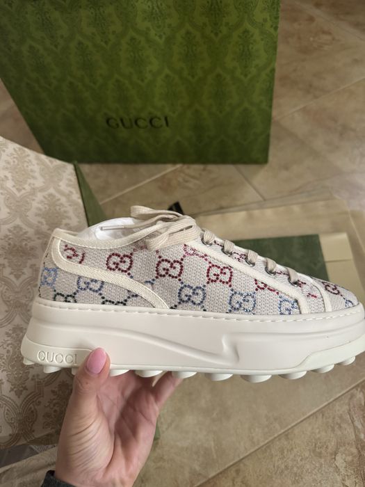 Gucci Treck Crystal