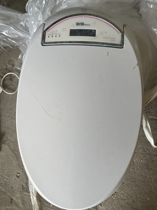 Продам унитаз умный электронный