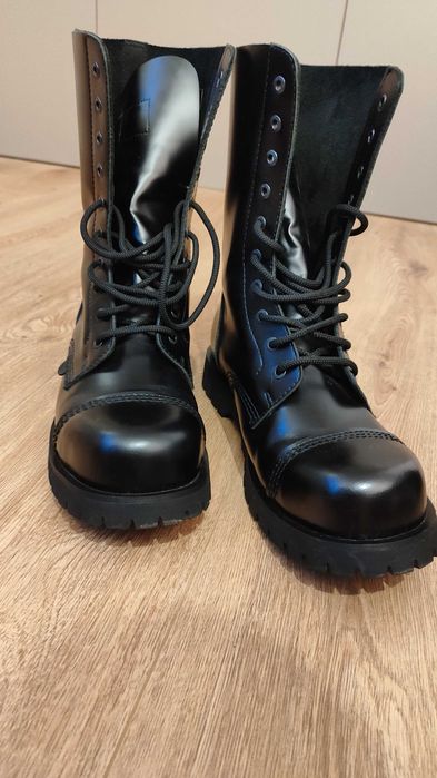 Английски кубинки