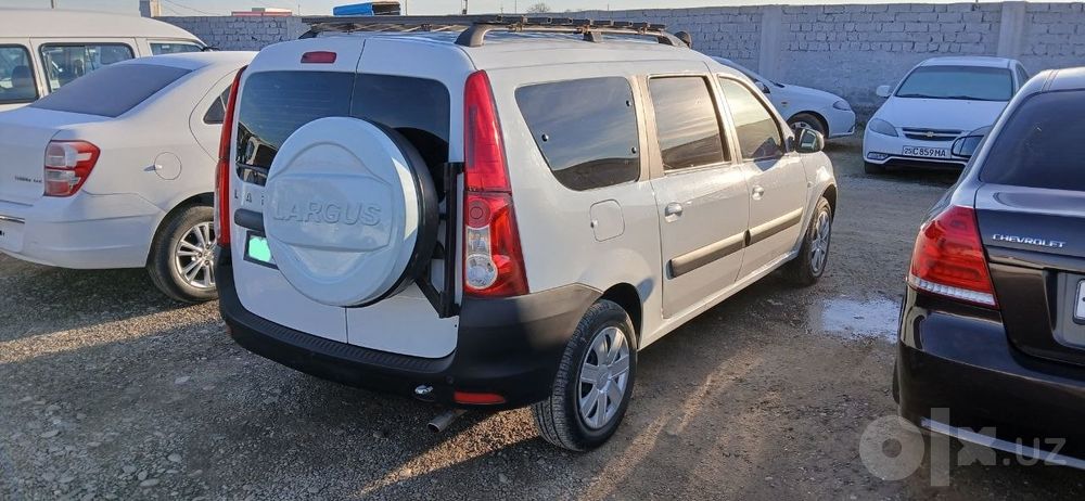 Lada Largus sotiladi