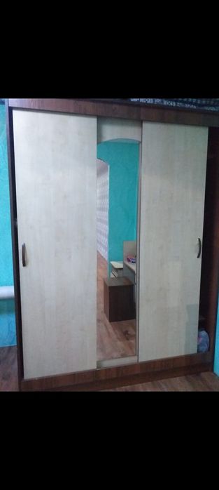 Продам спальный гарнитур