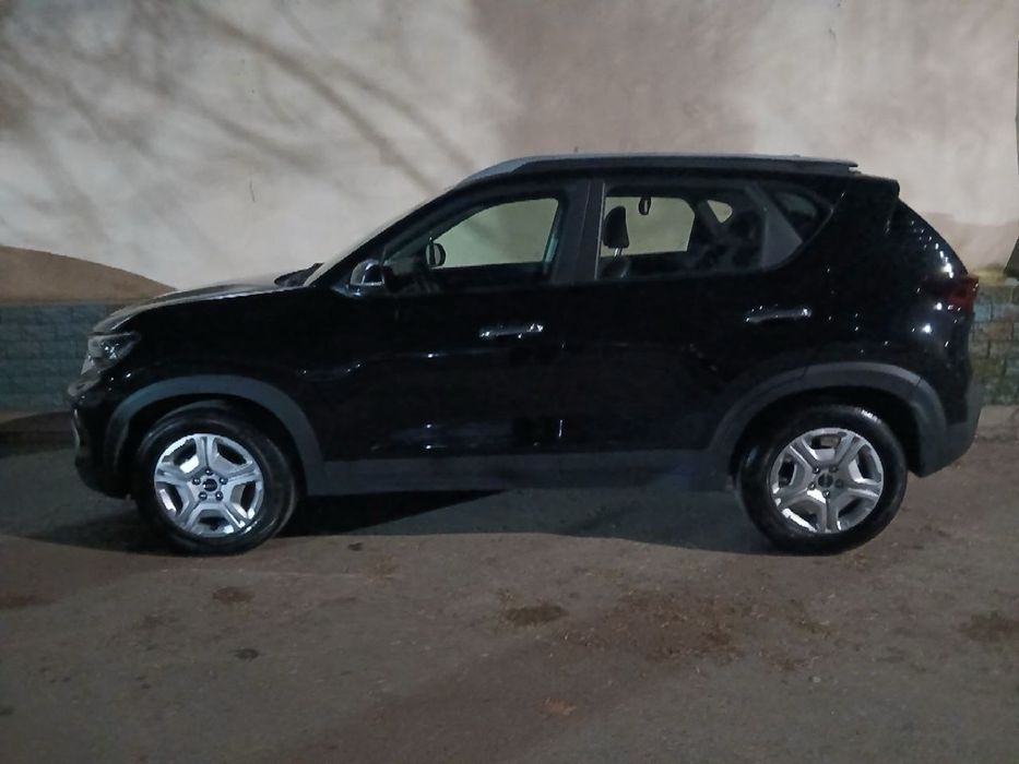 продоется Kia Sonet 2 поз