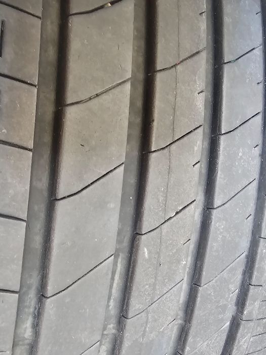 Cauciucuri 215 45 18  Bridgestone