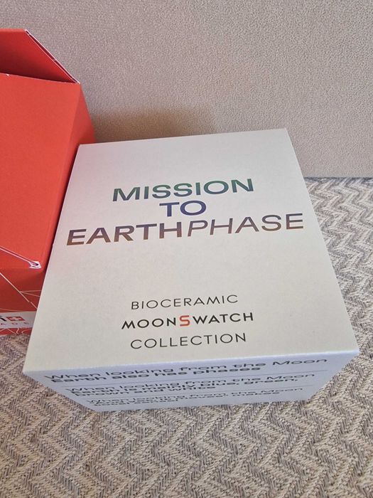 Чисто нов Оригинален Omega x Swatch MoonSwatch - Mission to Earthphase (Гаранция)