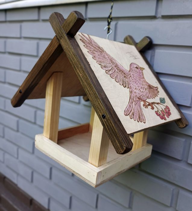 Кормушка для птиц