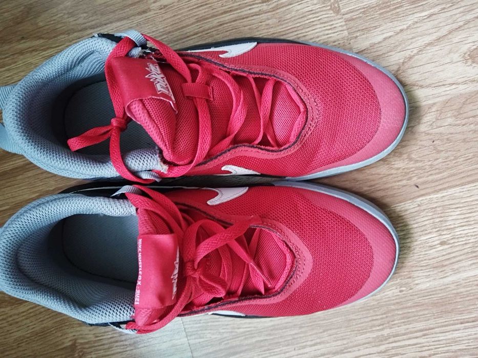 Маратонки Nike размер 36