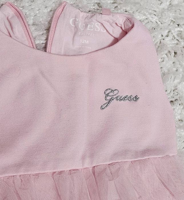 Рокля на Guess 12 месеца