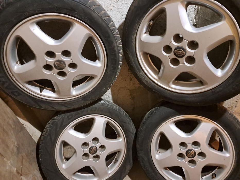 Оригинални лети джанти Nissan 16 цола
