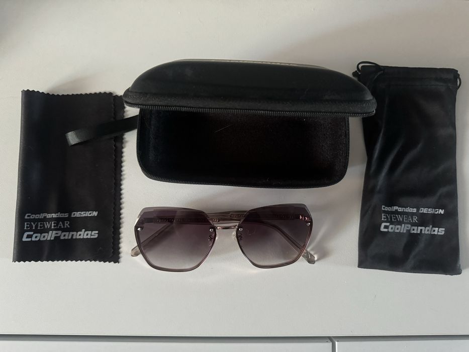 Очки солнцезащитные