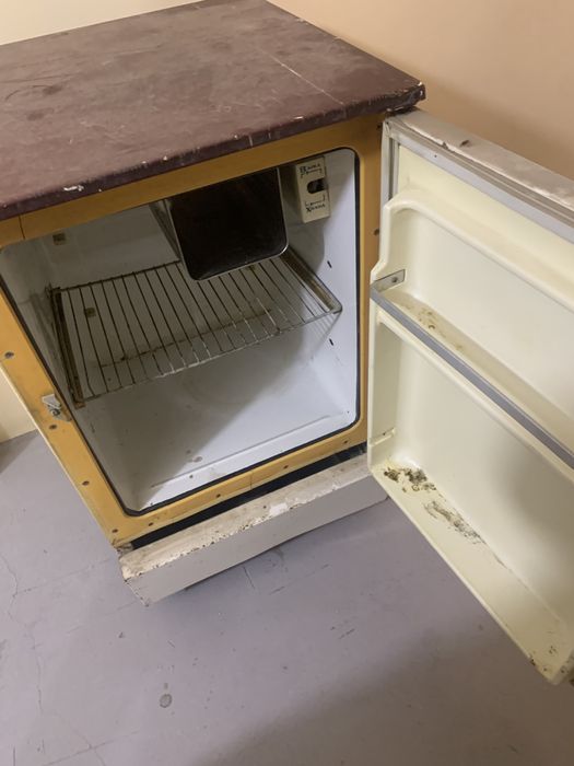 Холодильник Саратов СССР рабочий