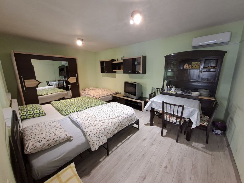 2 camere la casă regim hotelier centru Călărași max. 6 persoane