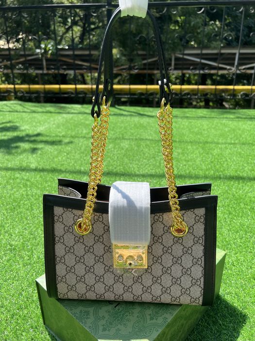 Сумка Gucci Padlock GG mid size