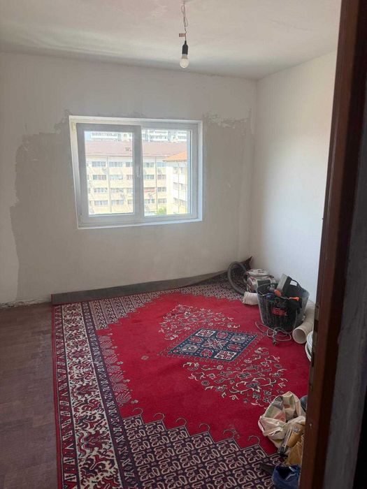 Vând apartament 3 camere, decomandat, Slatina, zona Zahana