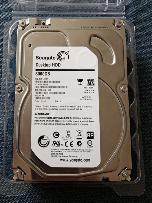 HDD Seagate Desktop 3TB (3000GB) SATA III - stare perfectă (Folosit în NAS)