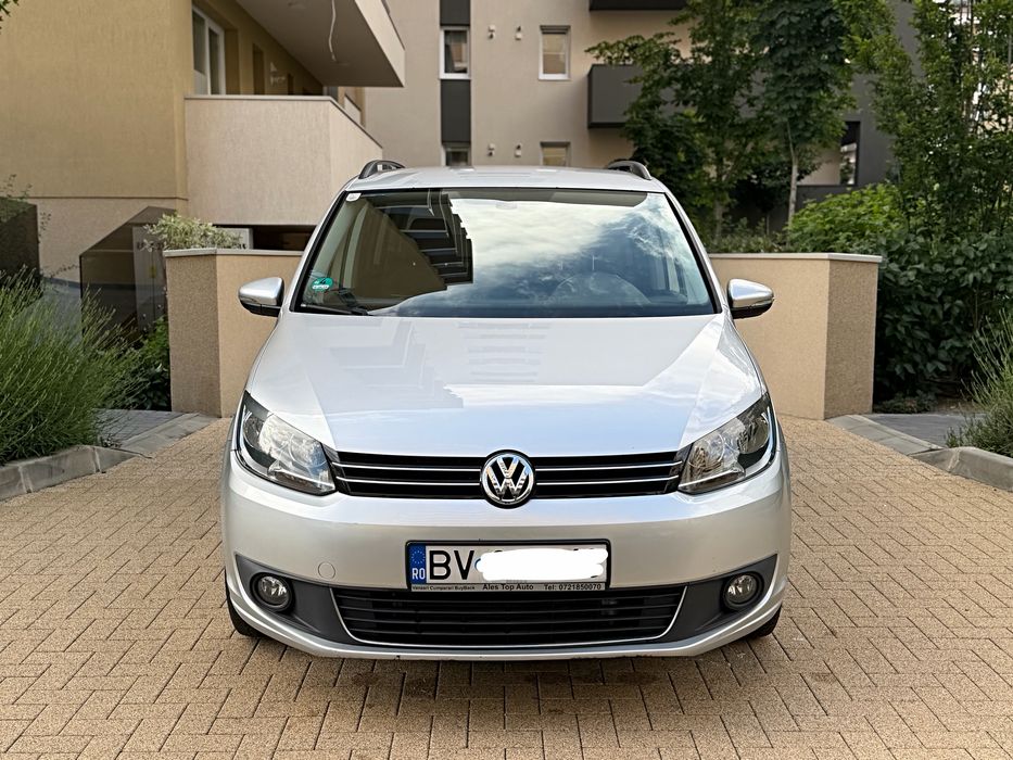 VOLKSWAGEN Touran 2012 — imagine 3