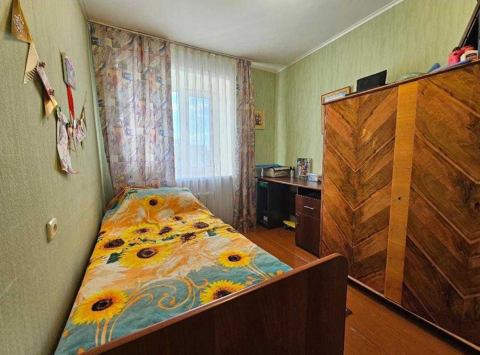 3 комн Комарова 22 млн!