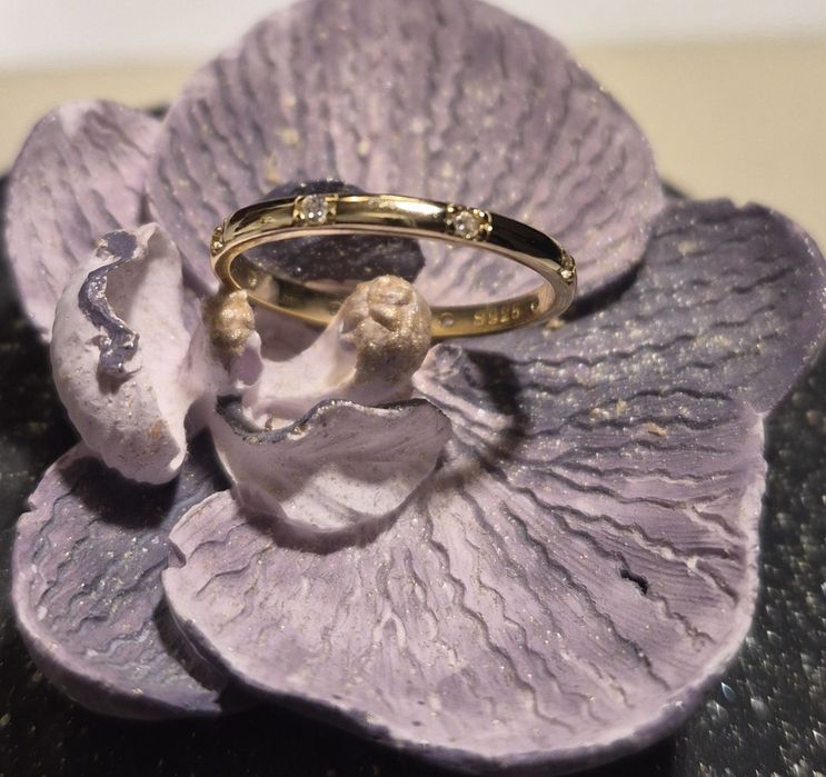 Дамска сребърна халка с позлата