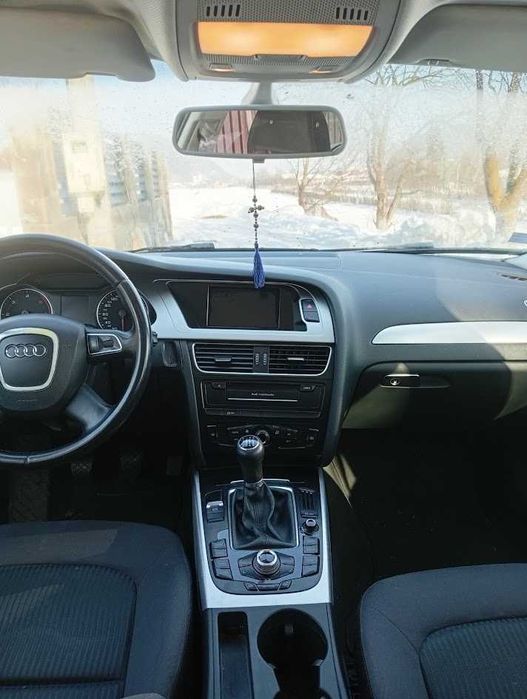 Audi A4 Avant 2.0 TDI | 2011 | Manual | Navi | Senzori | Întreținut