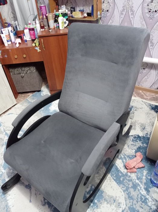 продам кресло-качалку