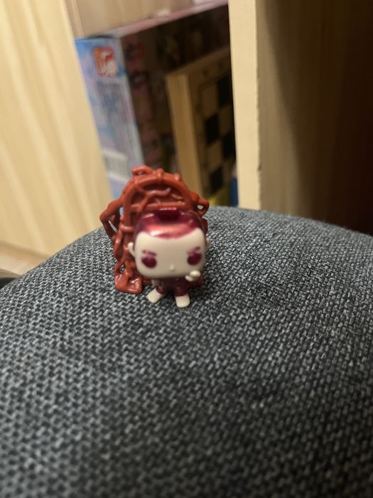 Обменяюсь на обычного демогоргона