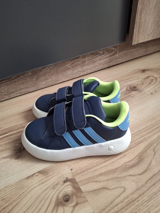 Adidas оригинални маратонки