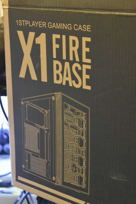 Компютърна кутия 1stPlayer Firebase X1 - чисто нова с три перки
