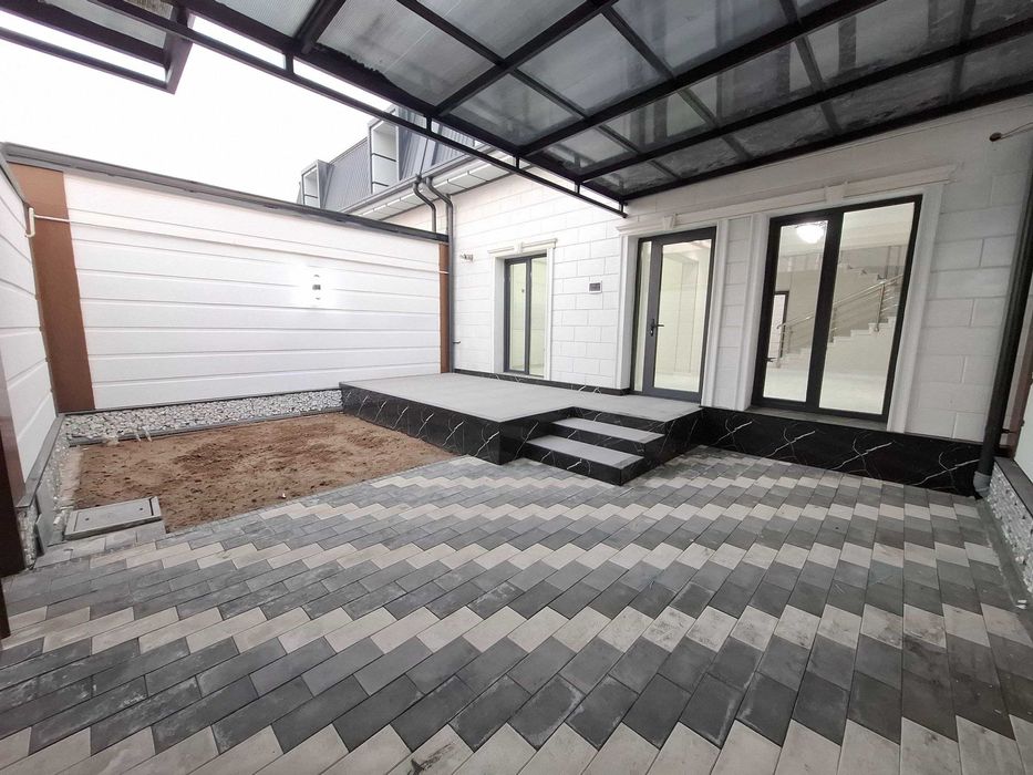 Продаётся коттедж в новом районе Ташкента ( Ик-Ота)