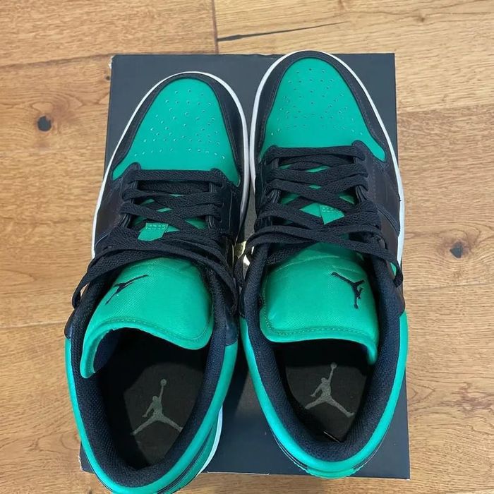 Air Jordan 1 low Black Lucky Green