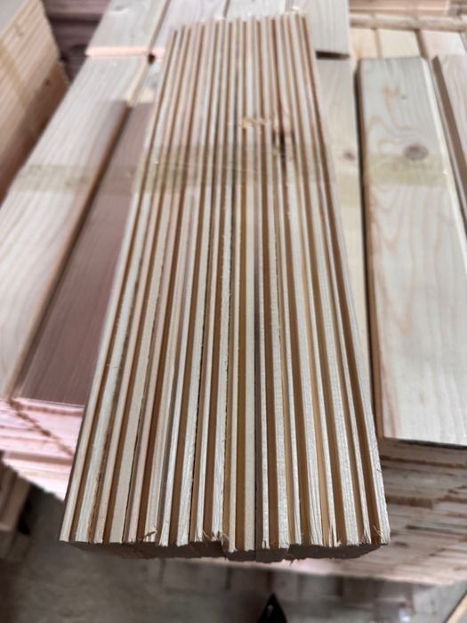 Ламперия от сух дървен материал