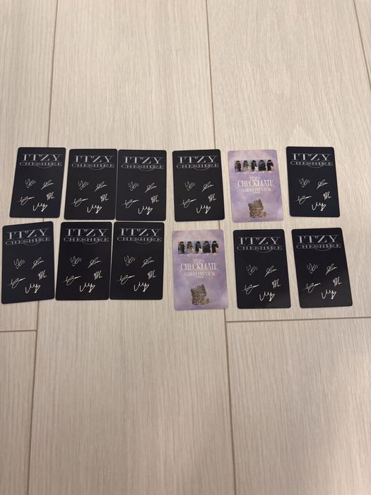 Продам Кпоп карточки группа itzy