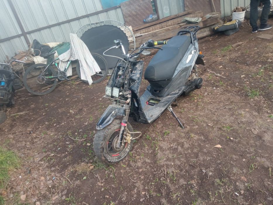 Продам бумер срочно