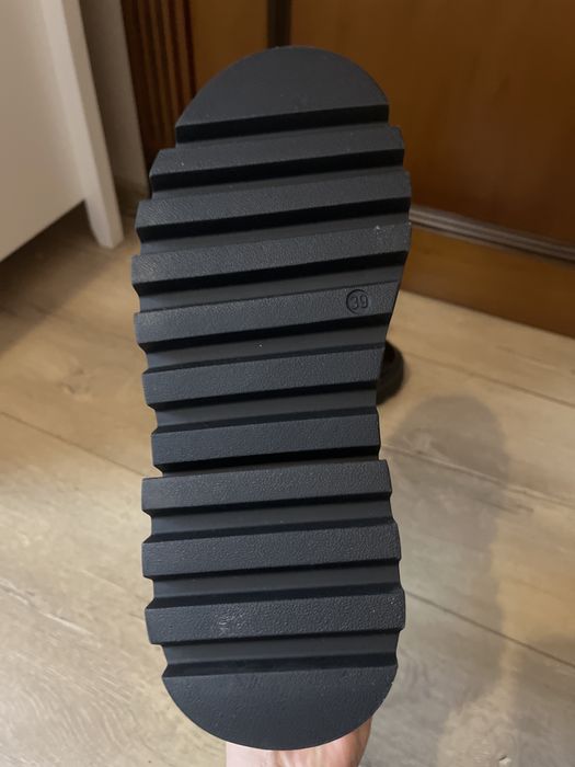 Vând cizme de dama din fas marimea 39