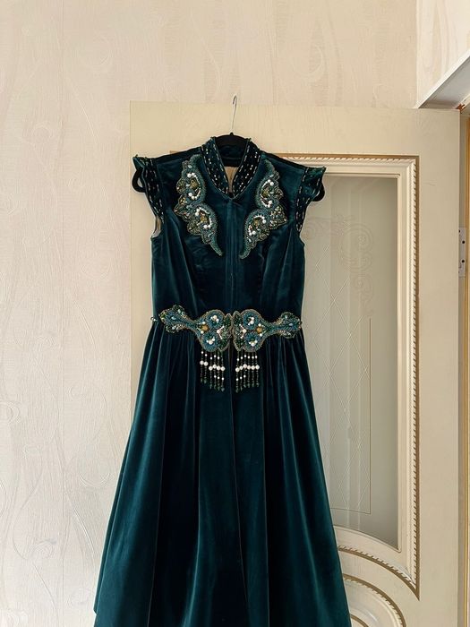 Камзол кажекейбешпент прокат 10000тг