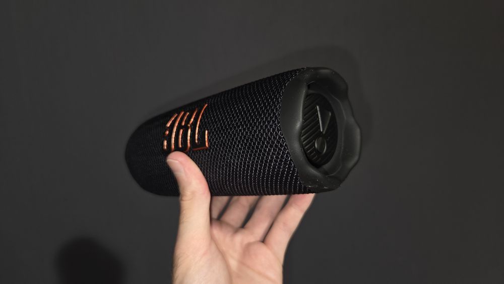 Jbl flip 7 много запазена