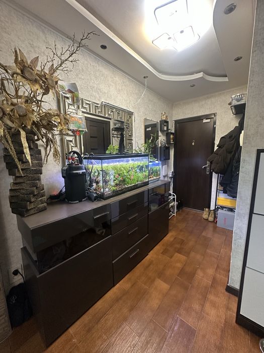 Прлдам комод,тумба под телефизор