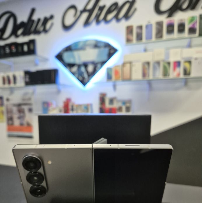 Samsung Z Fold 6 / Silver / DeluxGSM