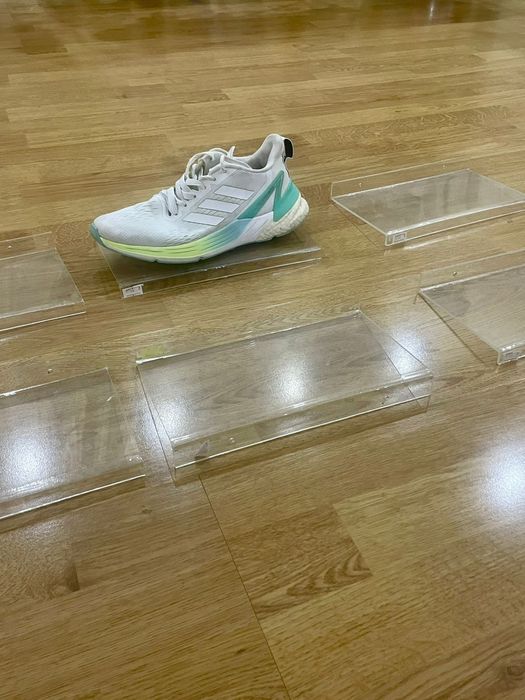 Полочки для Обувного отдела.