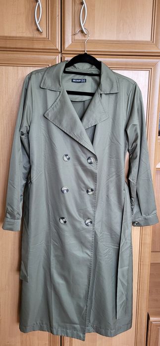 Trenci verde armată