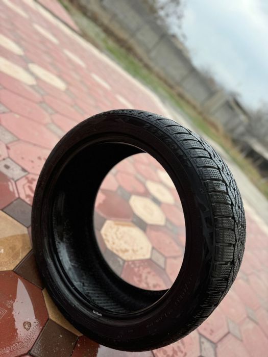 Покрышки зимние.