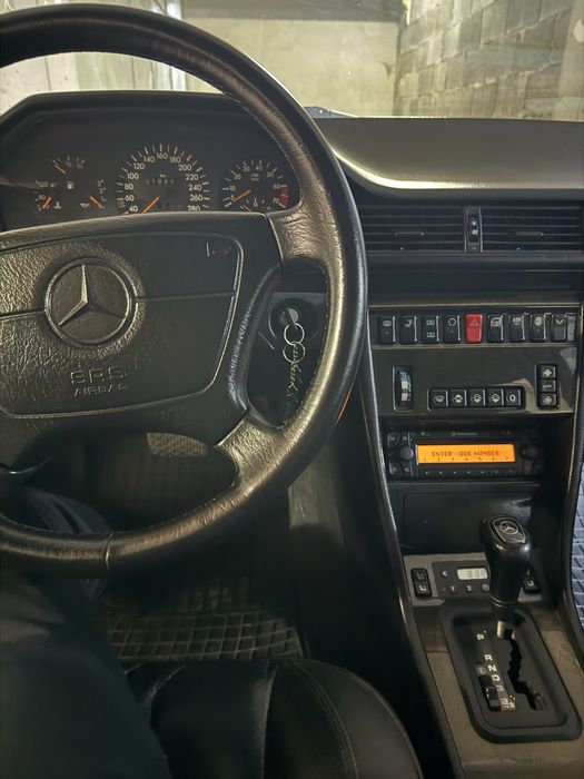 Mercedes E 500 W124