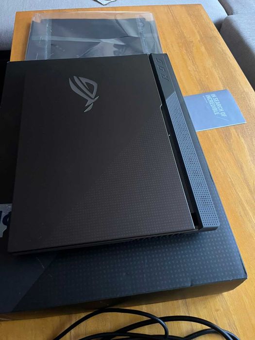 Геймърски лаптоп ASUS ROG Strix G15 G513QM-HN027