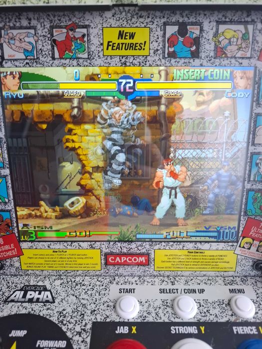 Bartop arcade Evercade Alpha, inspirat din salile de arcade, acces la sute de jocuri clasice