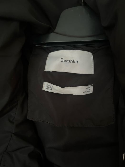 Елек на Bershka