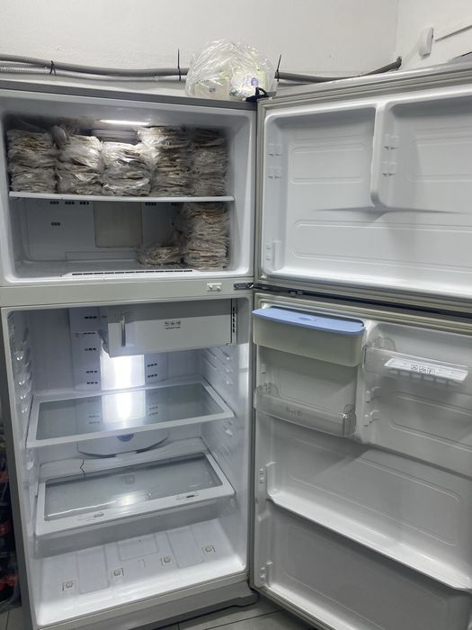 Продам холодильник