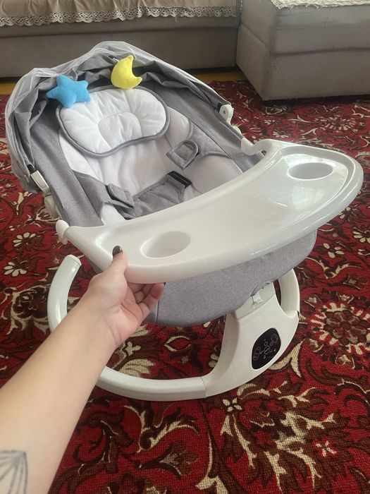 Шезлонг детский новый