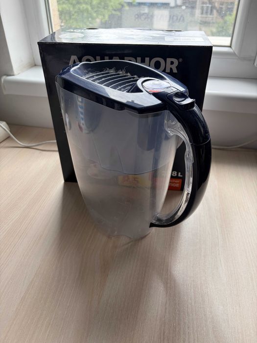 Продавам кана за вода Aquaphor 2,8 литра