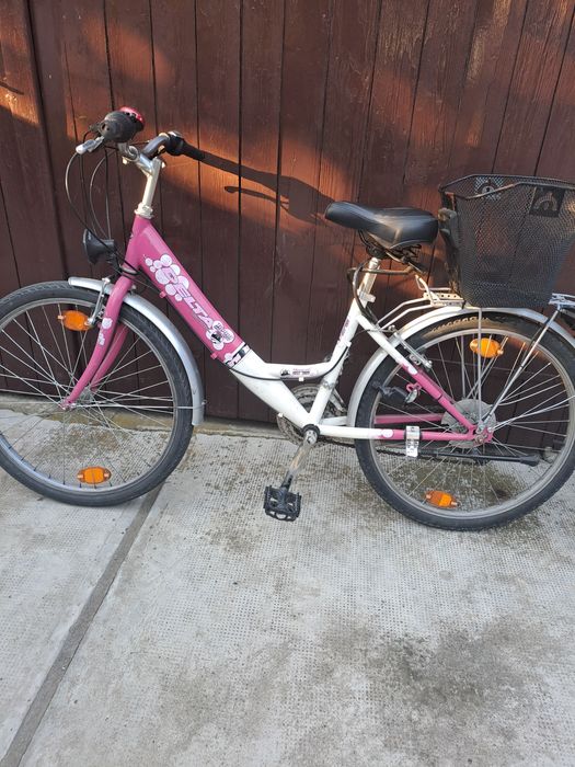 Vând bicicleta fete