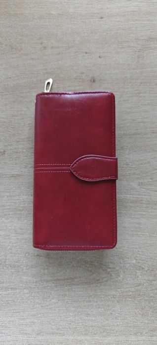 Дамски портмонета - различни видове